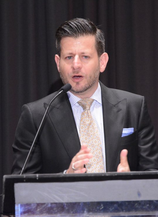Alex Vantarakis teaching The Art of the Business Transfer